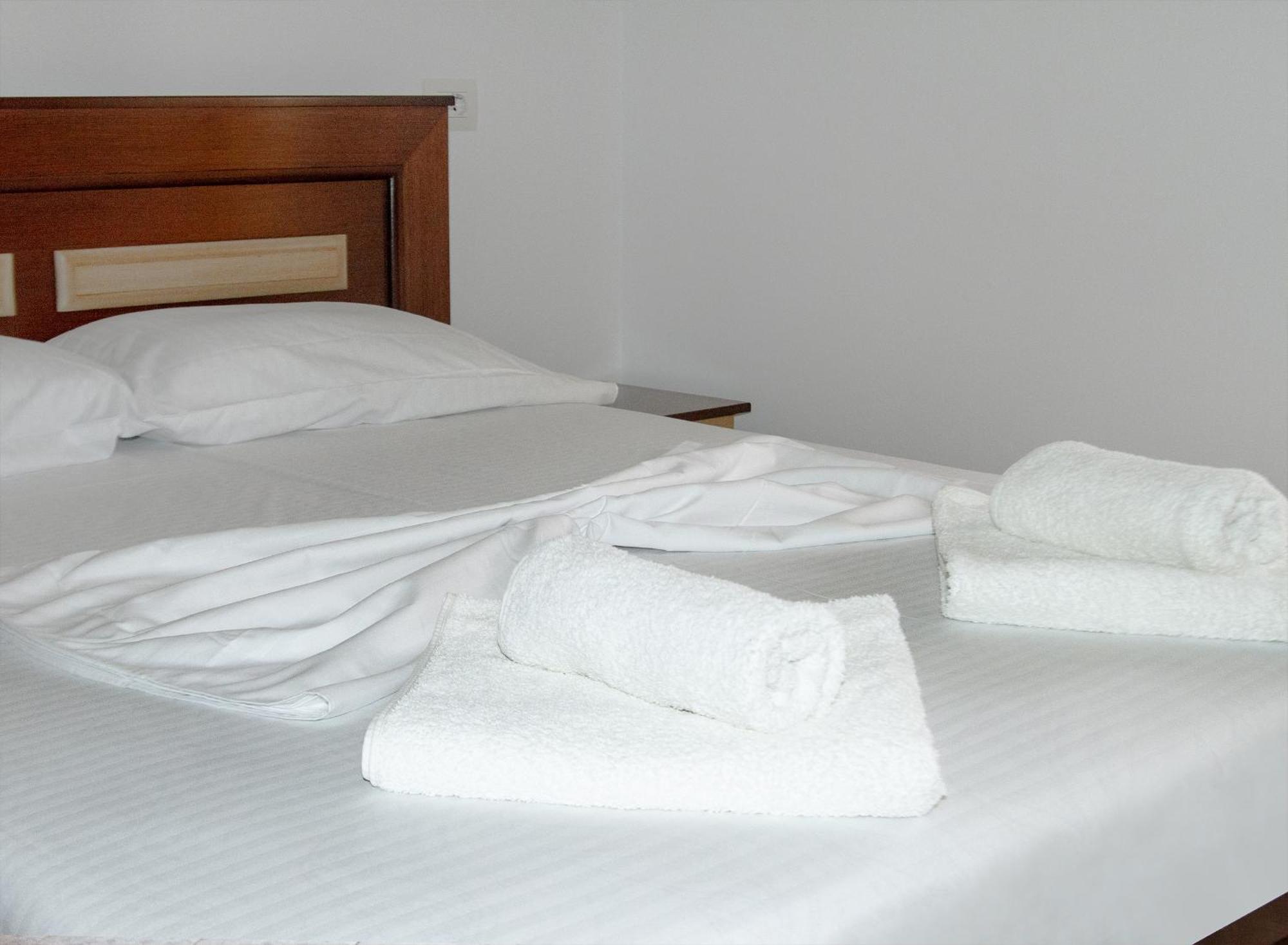 Kel Rooms Ksamil Esterno foto