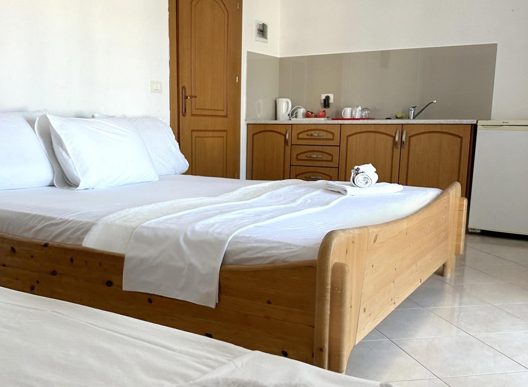 Kel Rooms Ksamil Esterno foto
