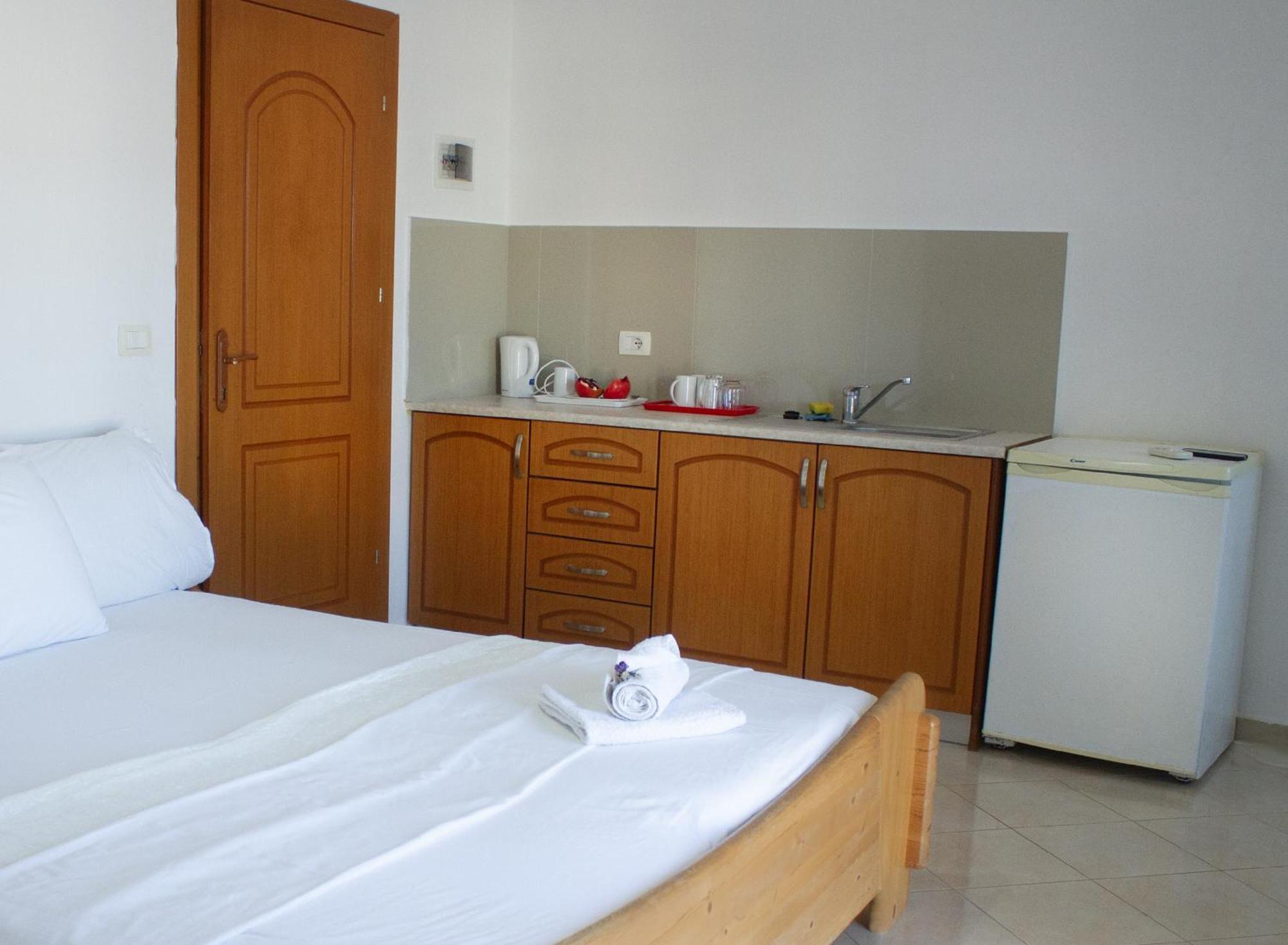 Kel Rooms Ksamil Esterno foto